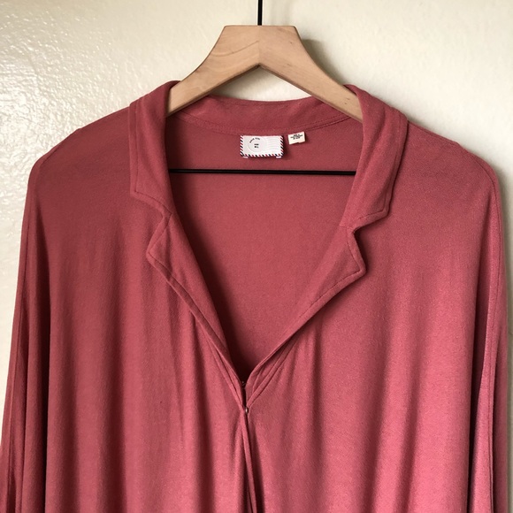 Anthropologie | Batwing Top - Picture 3 of 8